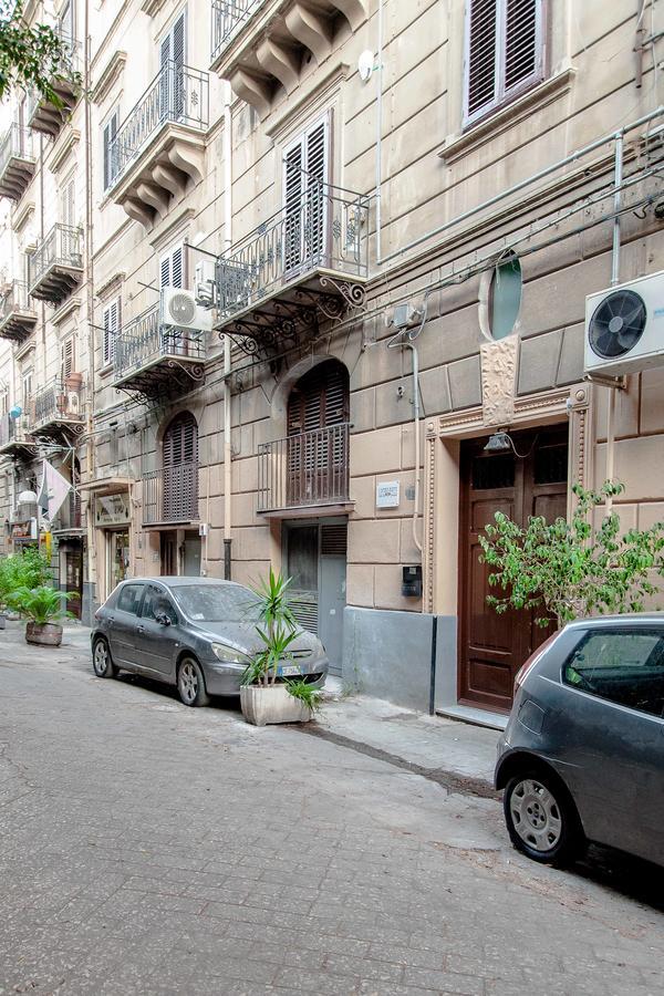 L'Opera Buffa Bed & Breakfast Palermo Exterior photo